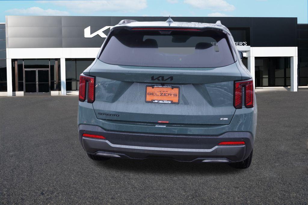 new 2026 Kia Sorento Hybrid car, priced at $43,098