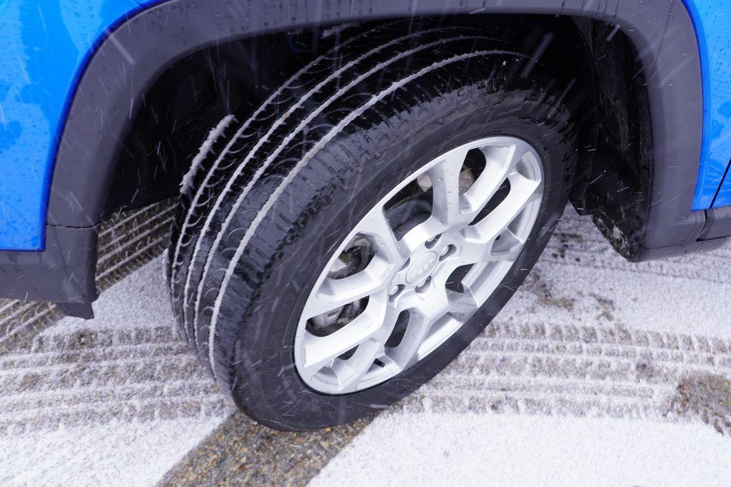 used 2023 Jeep Compass car, priced at $22,456