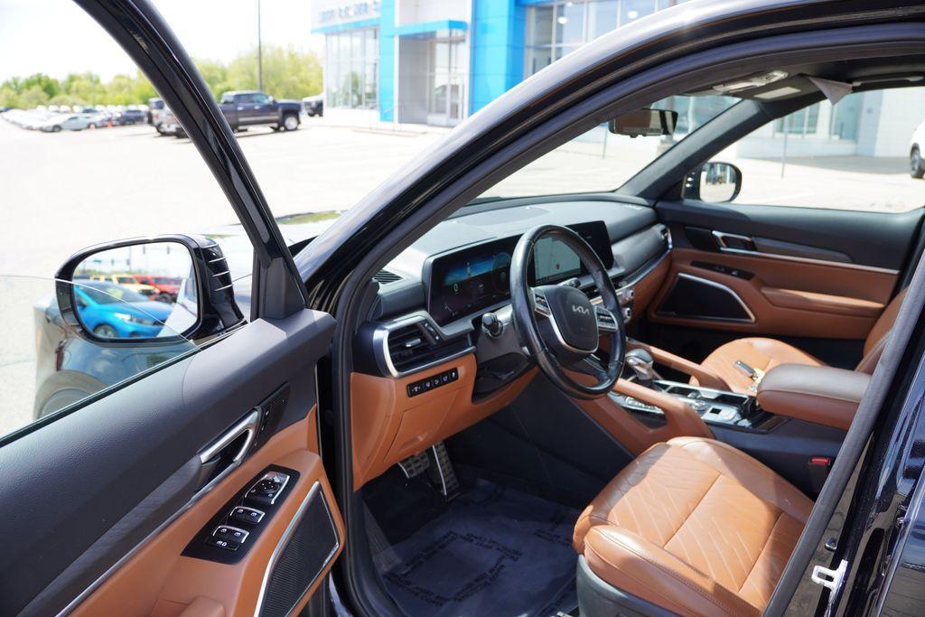 used 2023 Kia Telluride car, priced at $36,227