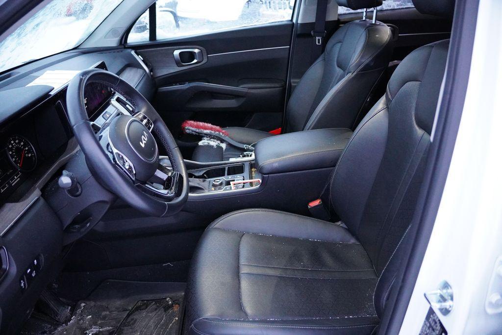 used 2023 Kia Sorento car, priced at $24,879