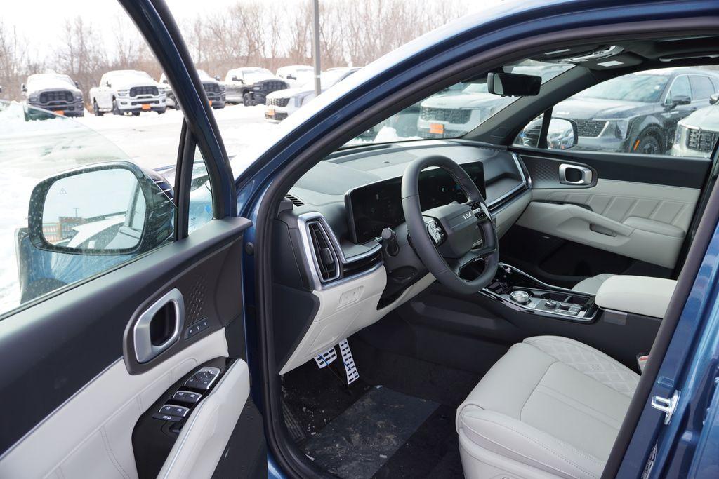 new 2026 Kia Sorento Hybrid car, priced at $43,098