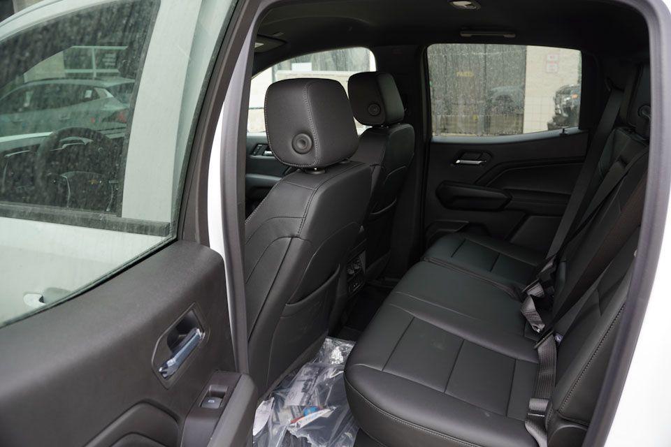 new 2026 Chevrolet Colorado car, priced at $40,560