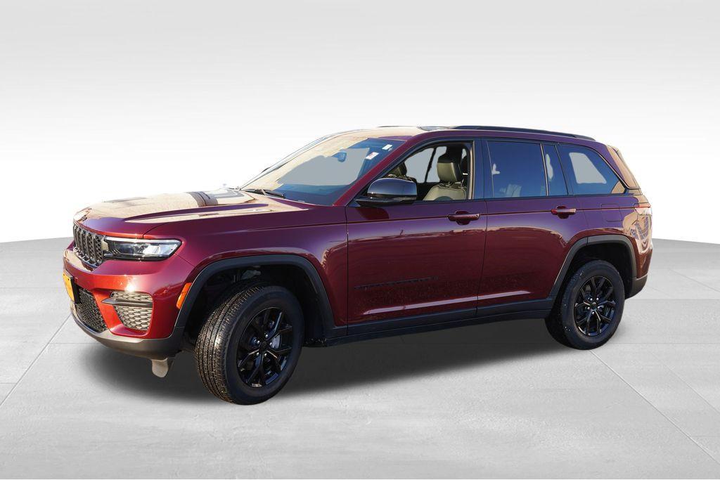 used 2025 Jeep Grand Cherokee car