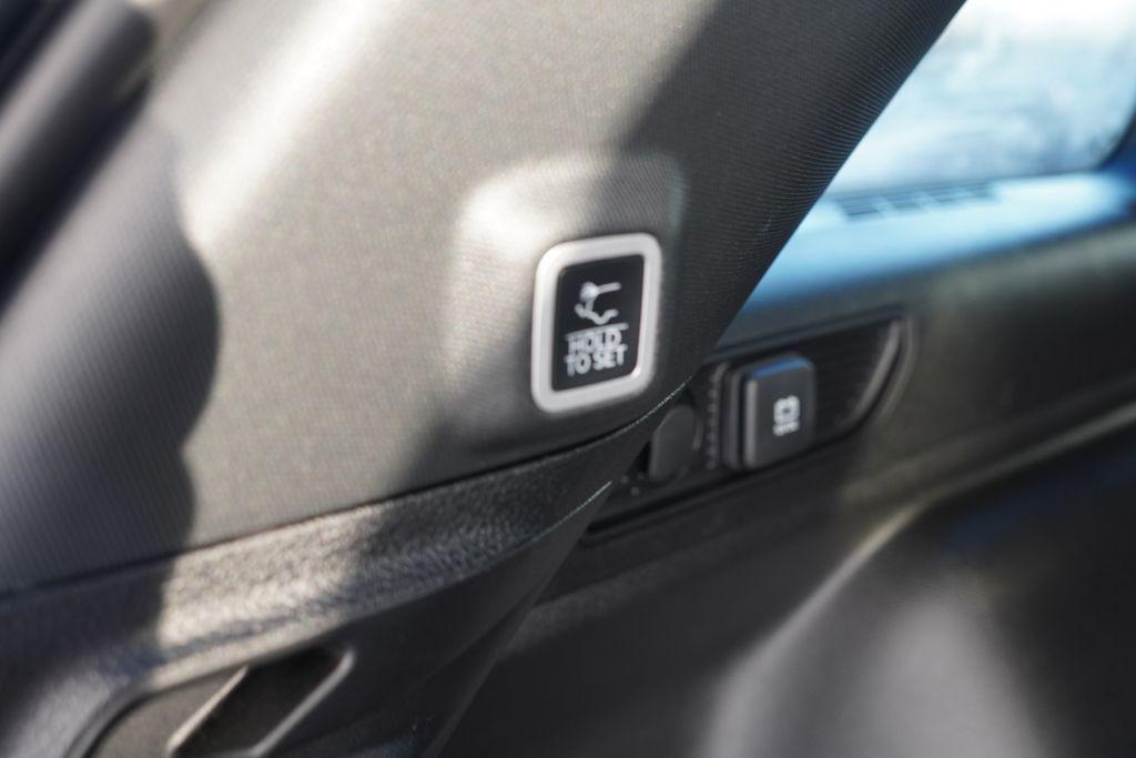 used 2025 Jeep Grand Cherokee car