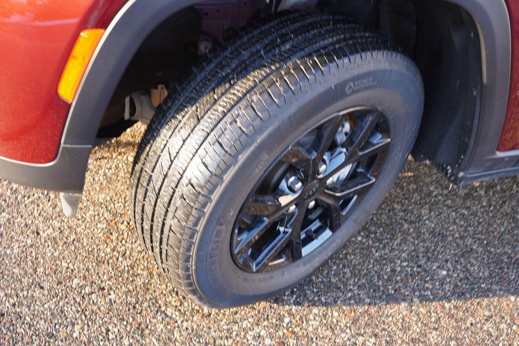 used 2025 Jeep Grand Cherokee car