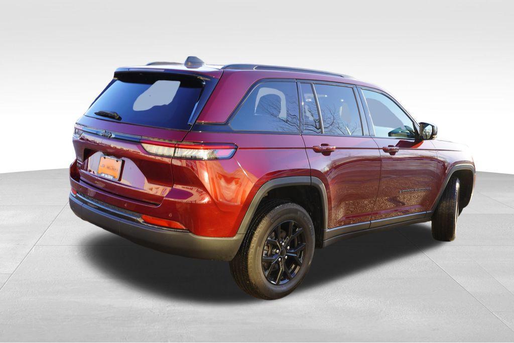 used 2025 Jeep Grand Cherokee car