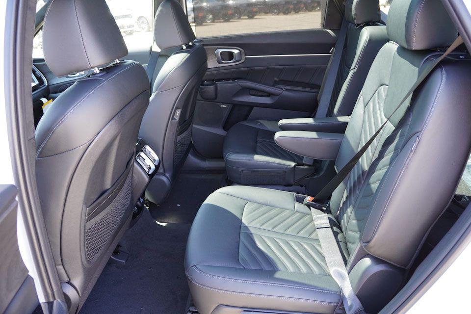 new 2026 Kia Sorento car, priced at $41,756
