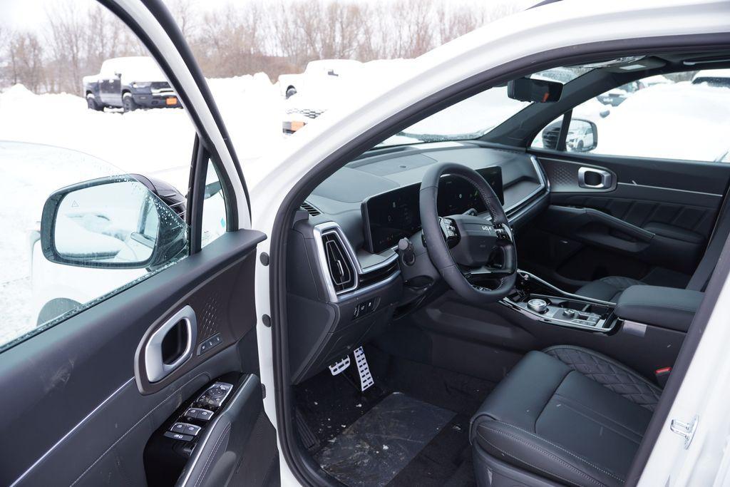 new 2026 Kia Sorento Hybrid car, priced at $43,549