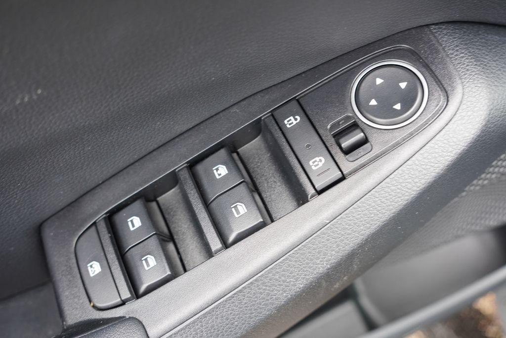 used 2023 Kia Seltos car, priced at $21,236