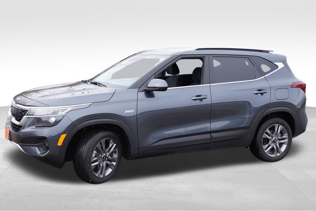 used 2023 Kia Seltos car, priced at $21,236