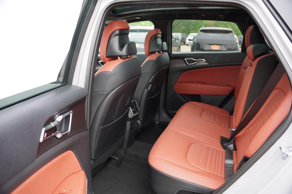 new 2026 Kia Sportage Hybrid car, priced at $37,917