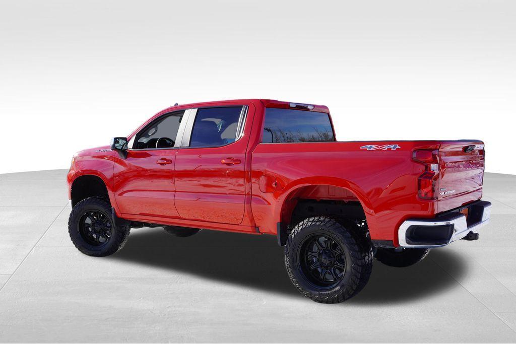 used 2025 Chevrolet Silverado 1500 car, priced at $44,546