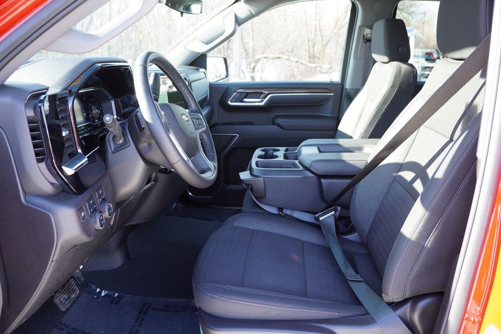 used 2025 Chevrolet Silverado 1500 car, priced at $44,546