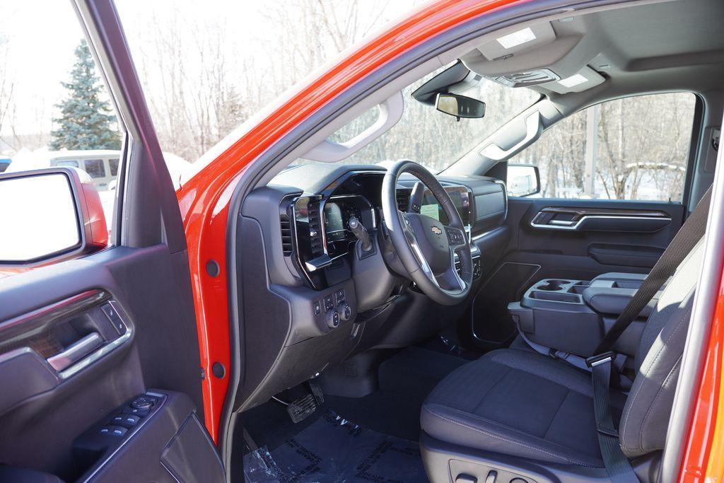 used 2025 Chevrolet Silverado 1500 car, priced at $44,546