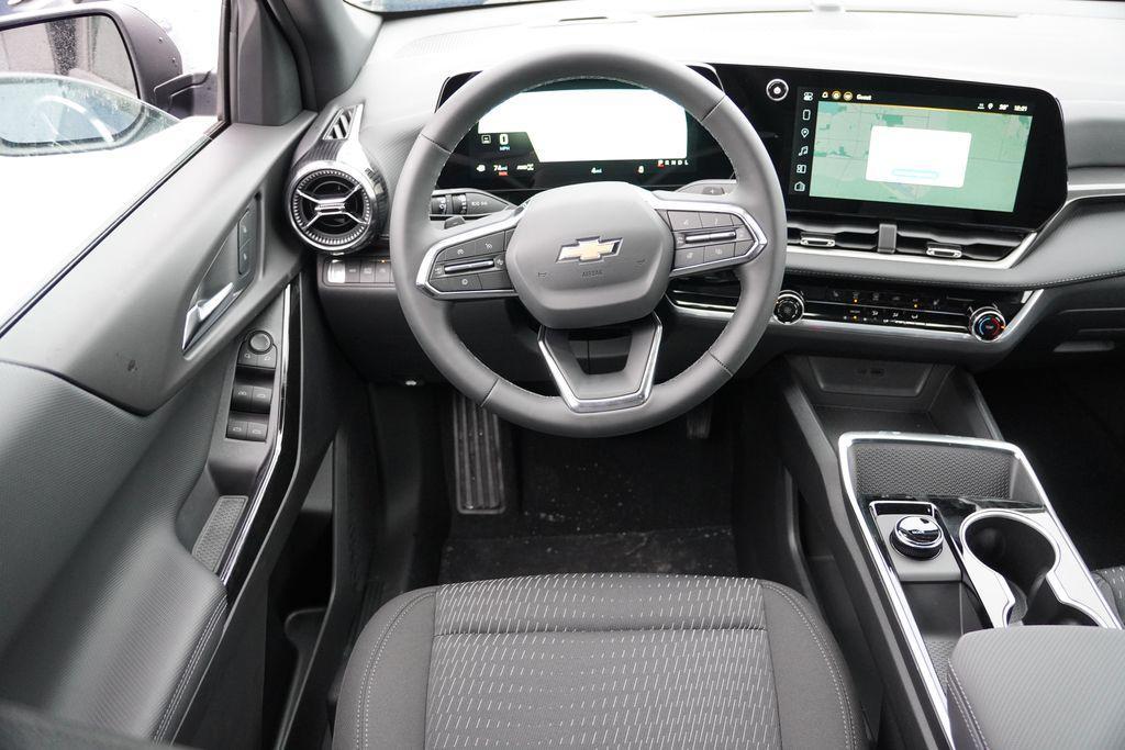 new 2026 Chevrolet Equinox car, priced at $29,140