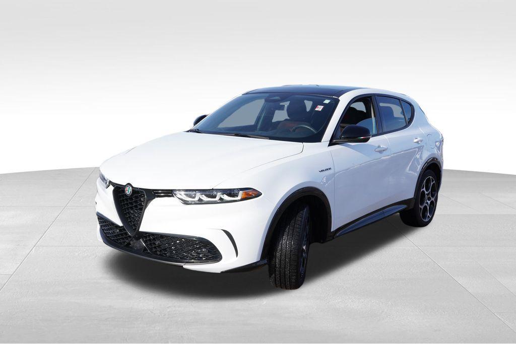 used 2024 Alfa Romeo Tonale car, priced at $25,967