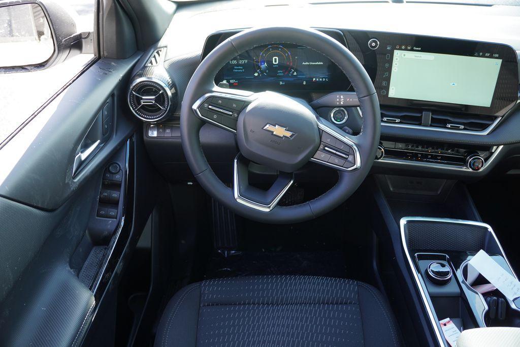 new 2026 Chevrolet Equinox car, priced at $27,338