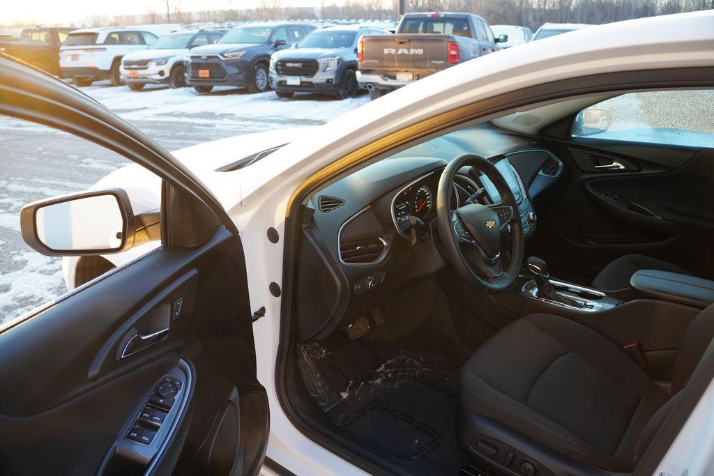 used 2025 Chevrolet Malibu car, priced at $18,294