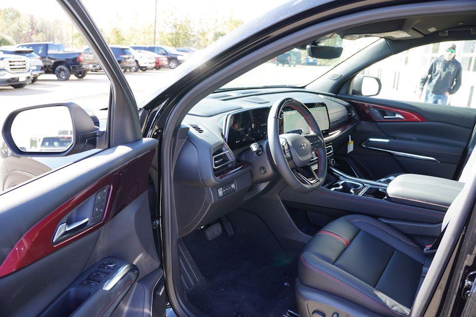 new 2026 Chevrolet Traverse car, priced at $53,295