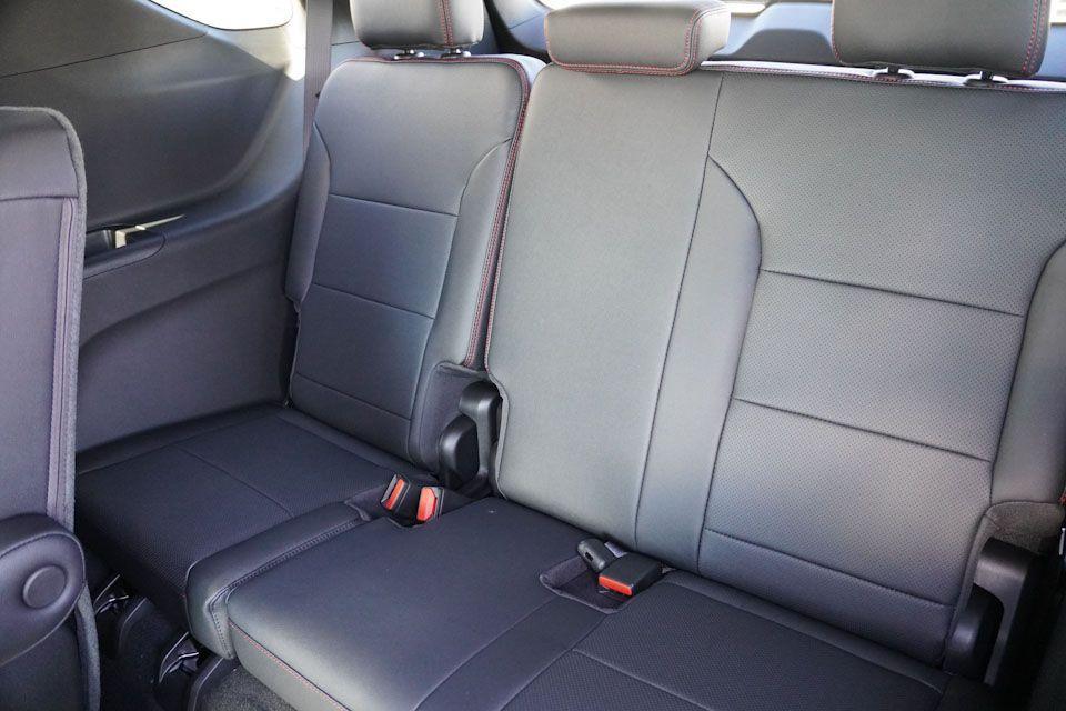 new 2026 Chevrolet Traverse car, priced at $53,295