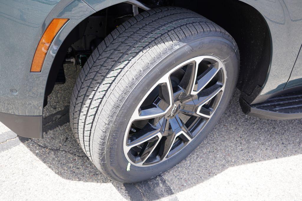 new 2026 Chevrolet Suburban car, priced at $78,120