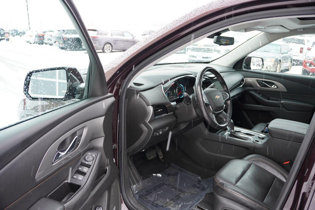 used 2018 Chevrolet Traverse car, priced at $14,391