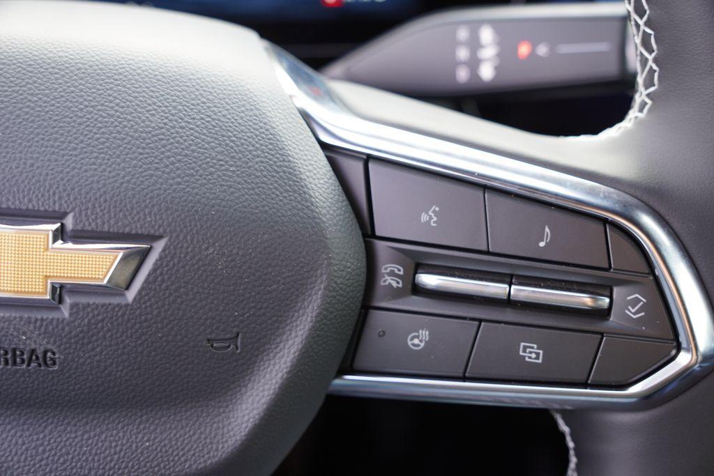 new 2026 Chevrolet Equinox EV car, priced at $35,095