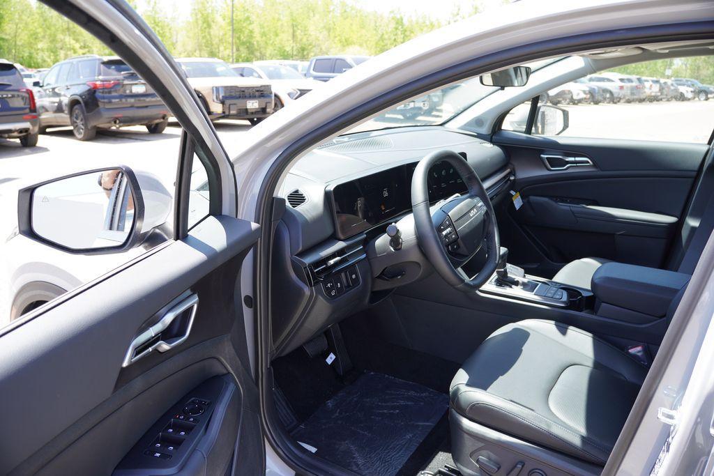 new 2026 Kia Sportage car, priced at $29,684