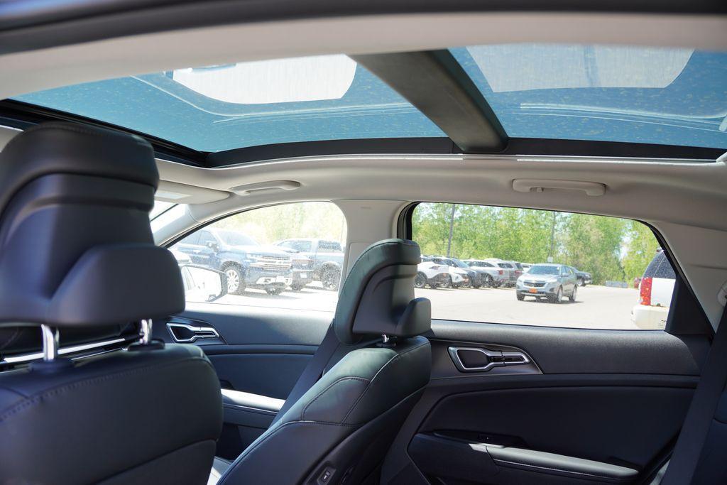 new 2026 Kia Sportage car, priced at $29,684