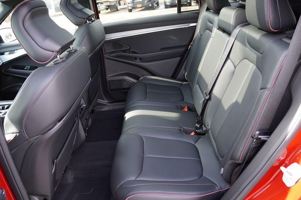 used 2025 Jeep Wagoneer S car, priced at $36,555