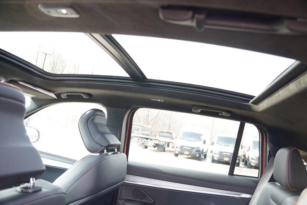 used 2025 Jeep Wagoneer S car, priced at $36,555