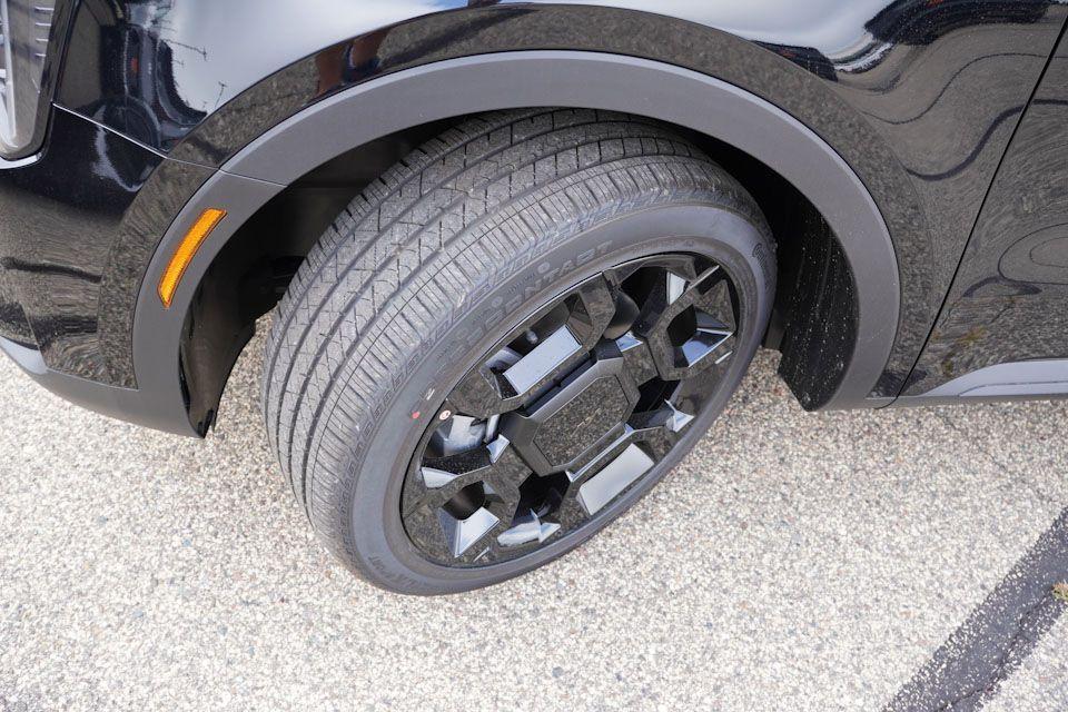 new 2026 Kia Sorento car, priced at $37,706