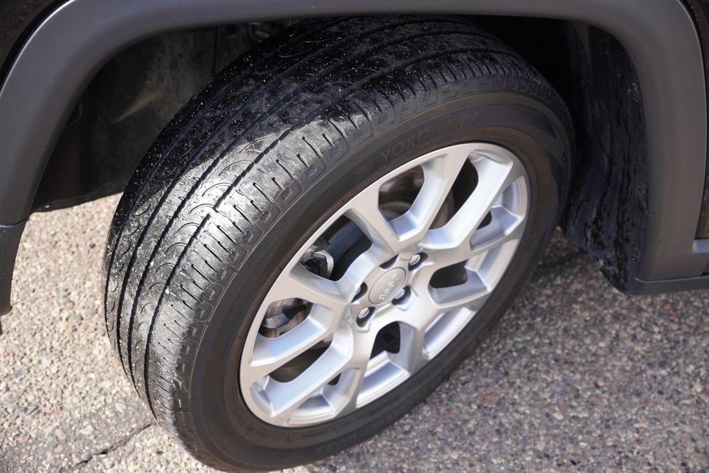 used 2023 Jeep Compass car, priced at $21,889