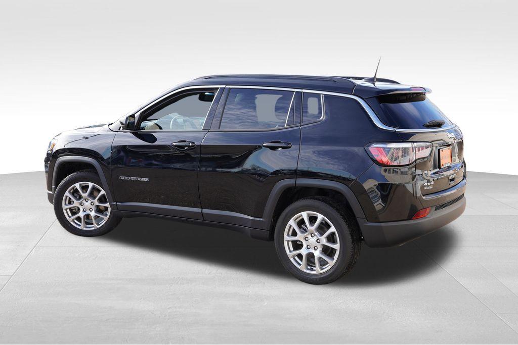 used 2023 Jeep Compass car, priced at $21,889