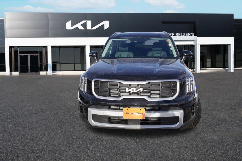 new 2025 Kia Telluride car, priced at $40,070