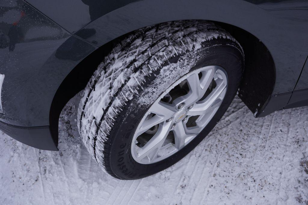 used 2019 Chevrolet Equinox car, priced at $17,293