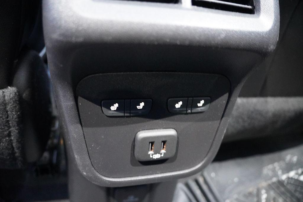 used 2020 Chevrolet Equinox car, priced at $22,494