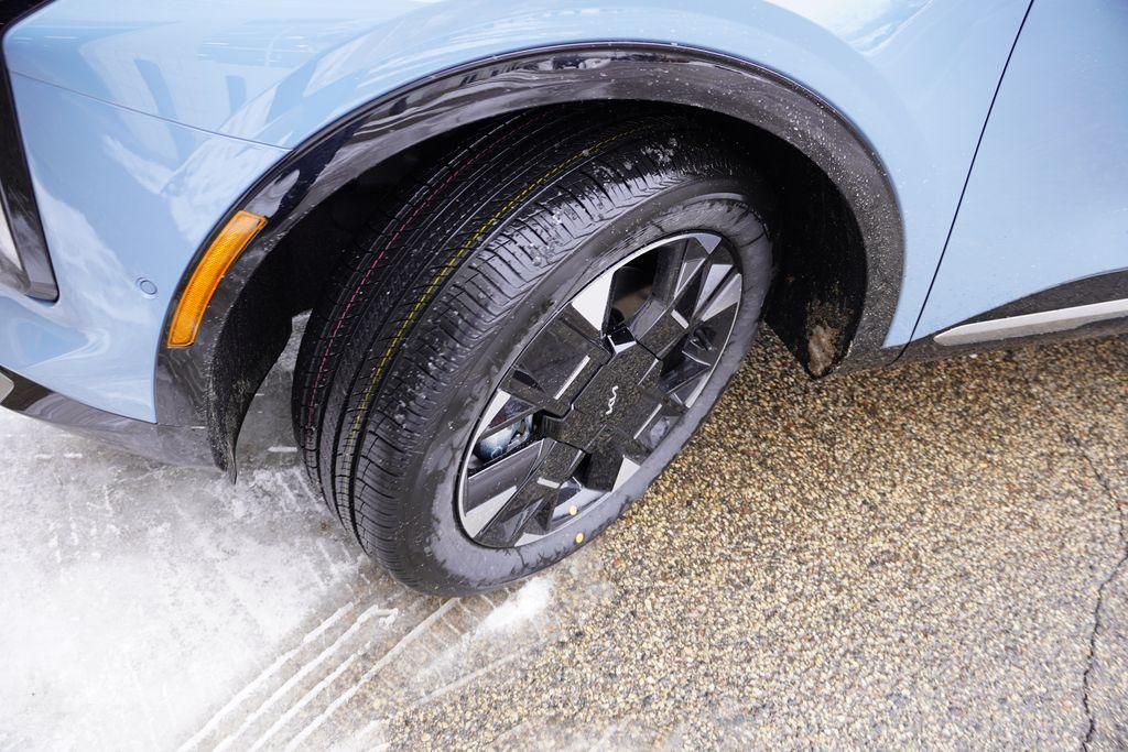 new 2026 Kia Sportage Hybrid car, priced at $37,877