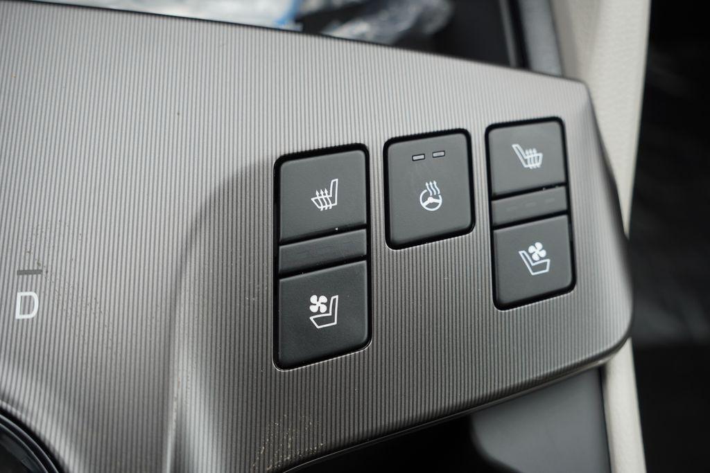 new 2026 Kia Sportage Hybrid car, priced at $37,877