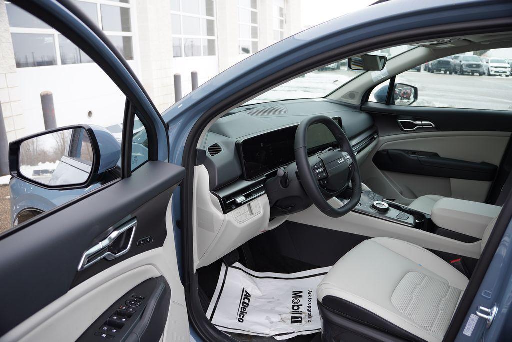 new 2026 Kia Sportage Hybrid car, priced at $37,877