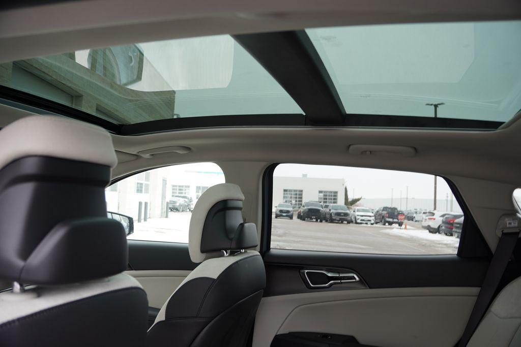 new 2026 Kia Sportage Hybrid car, priced at $37,877