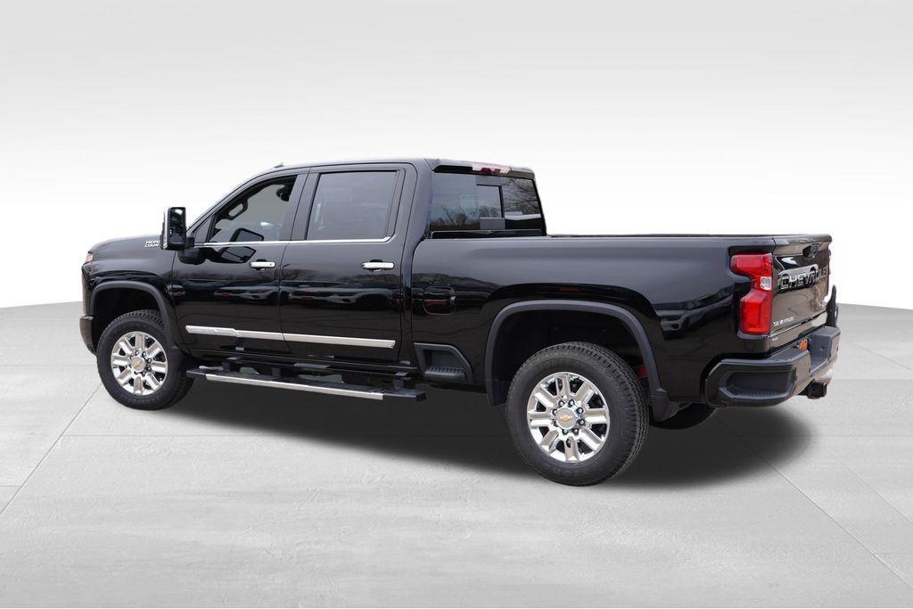 used 2024 Chevrolet Silverado 3500 car, priced at $68,999