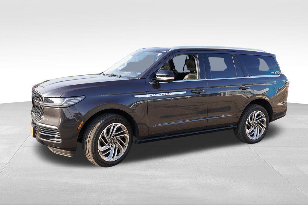 used 2025 Lincoln Navigator car, priced at $70,969