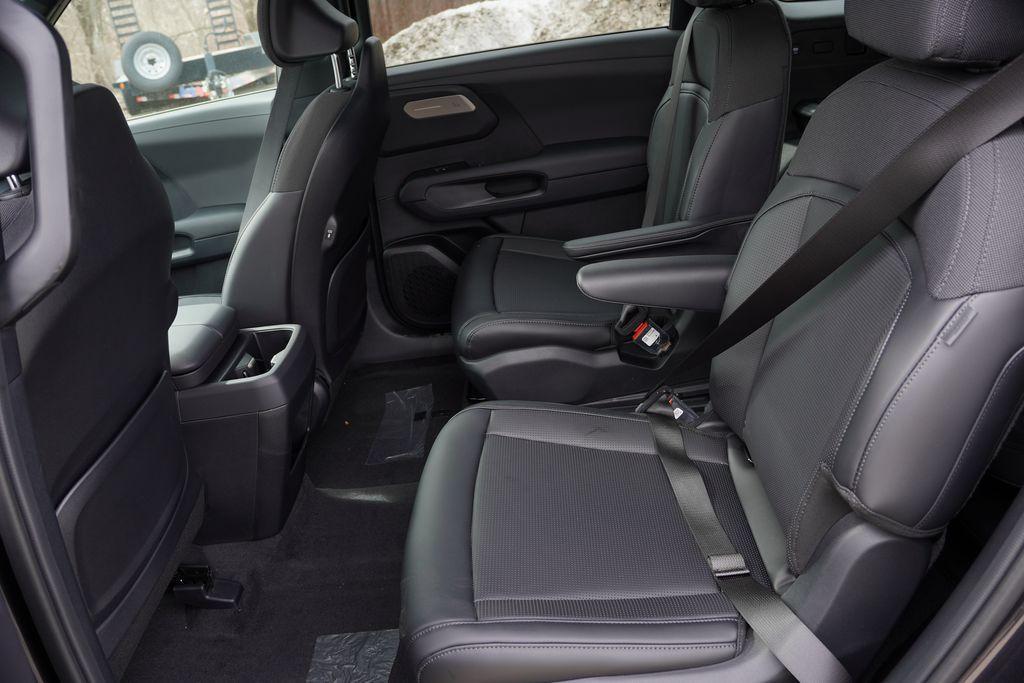 new 2027 Kia Telluride car, priced at $41,216