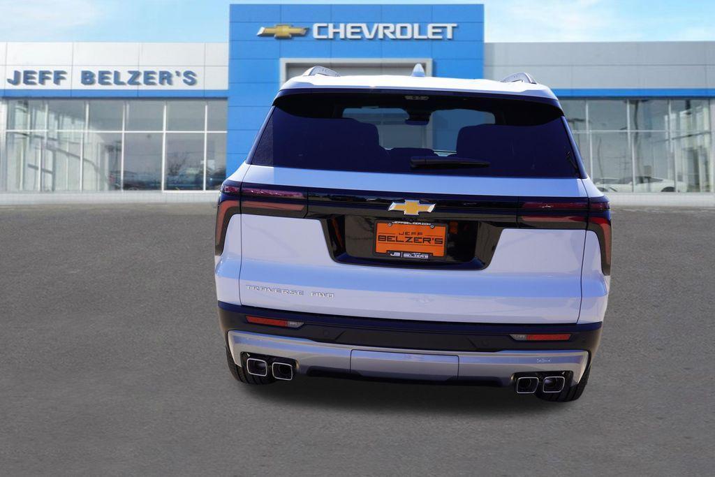 new 2026 Chevrolet Traverse car, priced at $43,302
