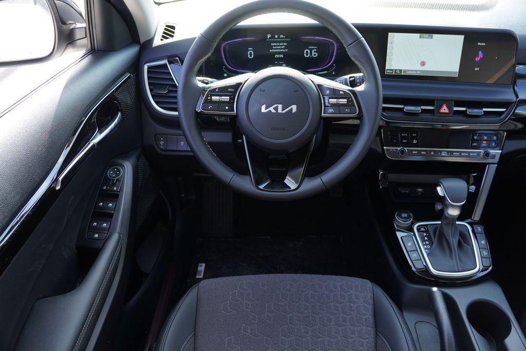 new 2026 Kia Seltos car, priced at $25,321