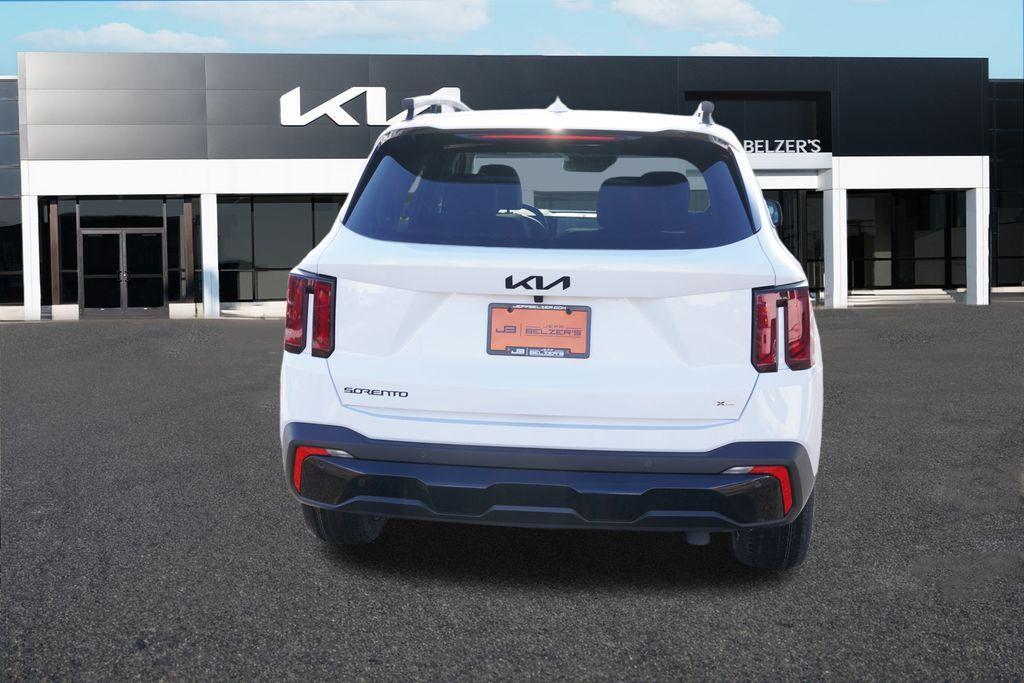 new 2026 Kia Sorento car, priced at $38,908