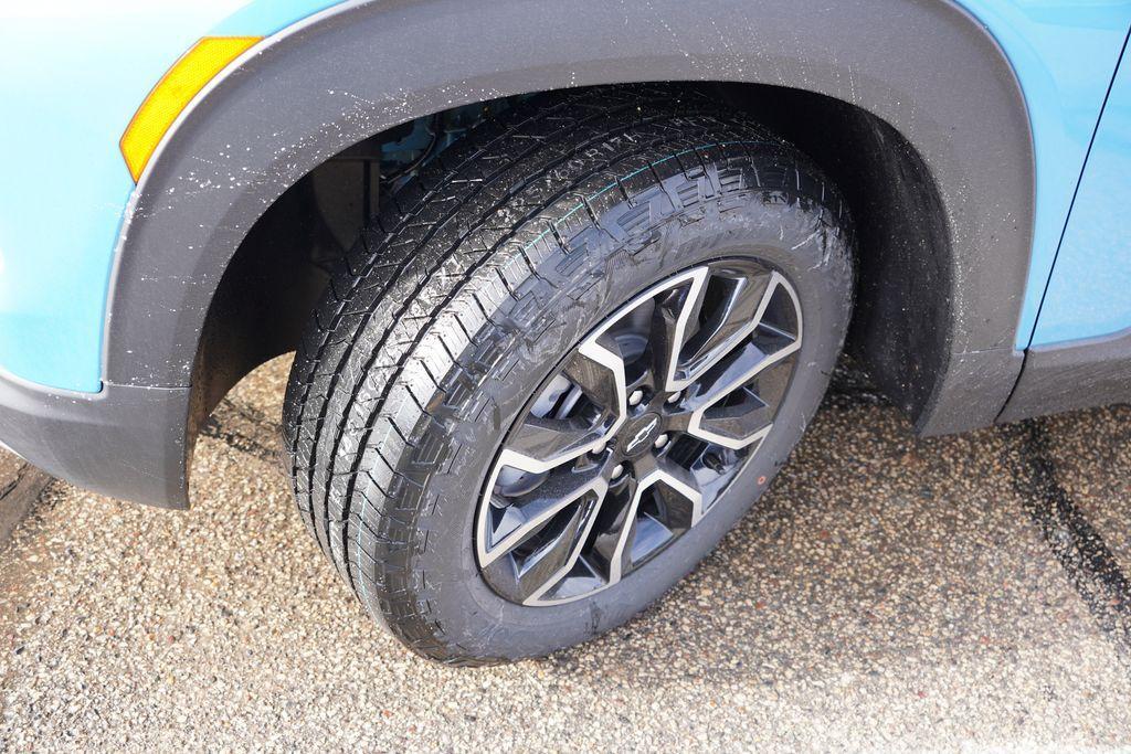 new 2026 Chevrolet TrailBlazer car, priced at $30,475