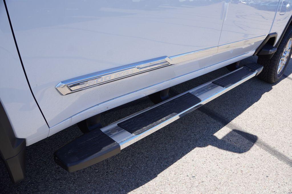 new 2026 Chevrolet Silverado 3500 car, priced at $80,582