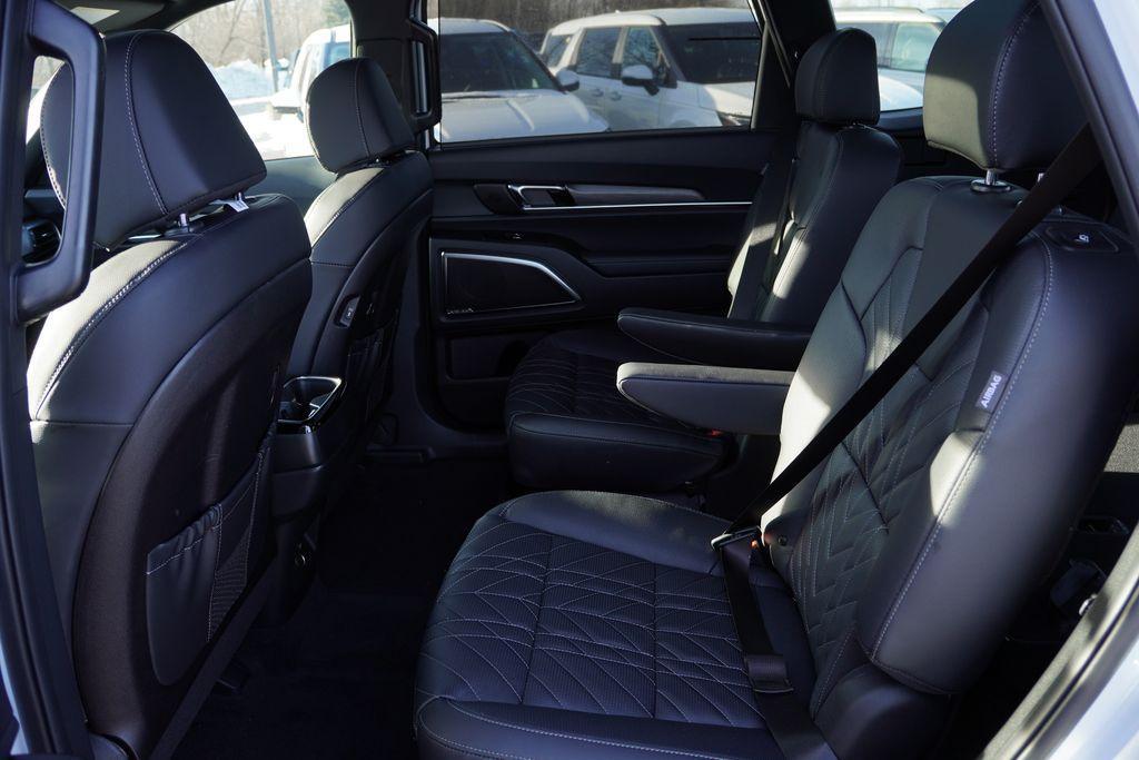 new 2025 Kia Telluride car, priced at $45,232